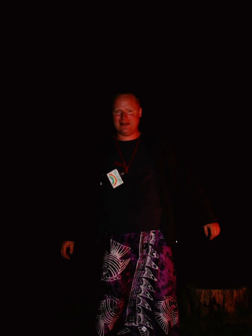 who’s that fat bastard?
