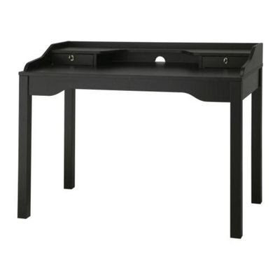 Ikea skrivebord med hylle