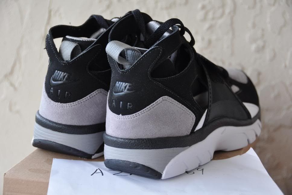 bo jackson shoe size