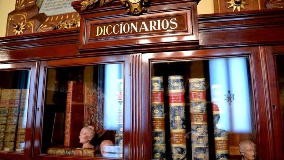 El diccionario de la RAE ahora será un "libro digital"