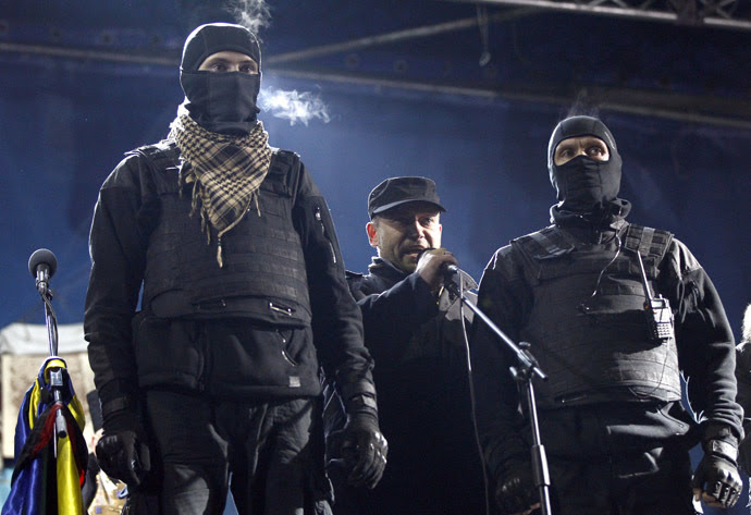 Dmitry Yarosh, a leader of the Right Sector movement, addresses during a rally in central Independence Square in Kiev February 21, 2014. (Reuters)