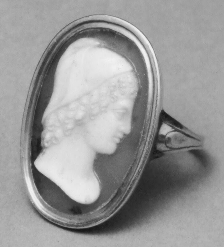 Italian_-_Ring_with_Cameo_of_Ganymede_-_Walters_421200_-_Group