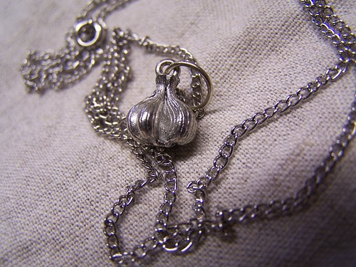 silver tone 24" chain