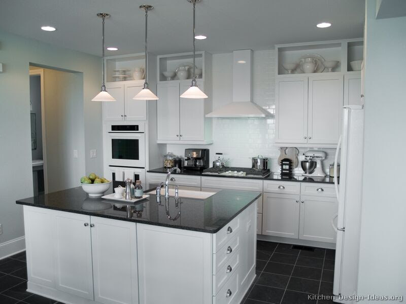 Pictures of Kitchens Traditional White Kitchen Cabinets Pictures of Kitchens Traditional White Kitchen Cabinets