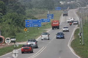 jalanmasuk ke pusat bandar
