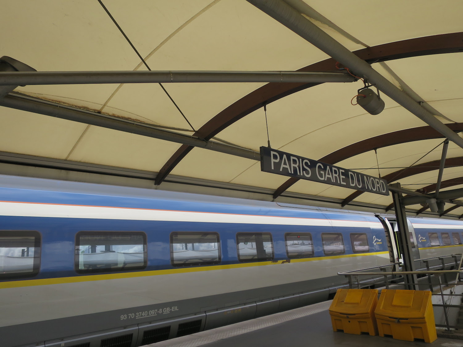 Basel Paris Zug Eddy Burton
