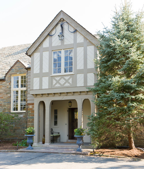 Farrow and Ball Mouse's Back house exterior