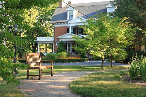 Hotel «Mercersburg Inn», reviews and photos, 405 S Main St, Mercersburg, PA 17236, USA