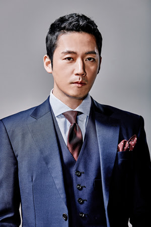 강필주