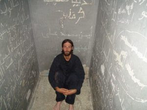 PointAndShoot-1---prison-(640x480)