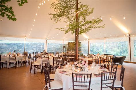 Red Maple Vineyard Wedding Photos ? Erinn Brett Red Maple Vineyard Wedding Photos ? Erinn Brett
