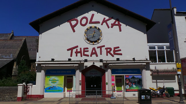 Reviews of Polka Theatre in London - Coffee shop