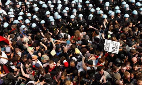 Nato summit: Chicago crowds