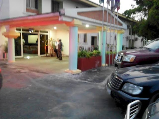 The Randolph Hotel & Resorts, 101 Old Aba Rd, Obia, Port Harcourt, Nigeria, Hostel, state Rivers