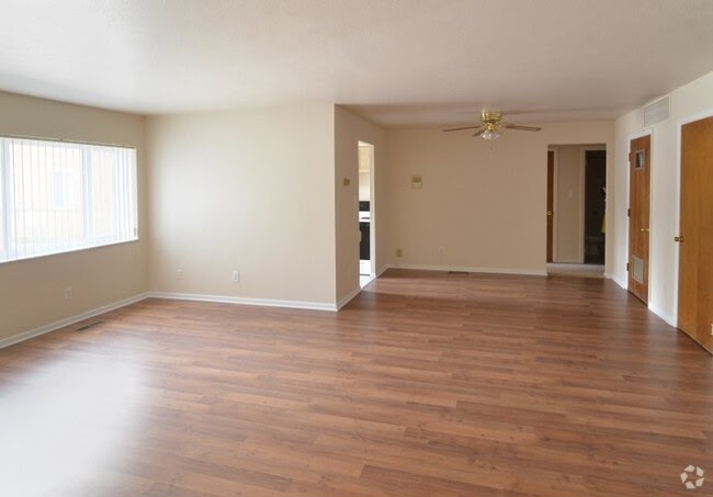 Apartment For Rent In Brooklyn Ohio