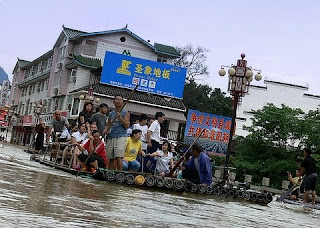 radeau de la meduse a Yangshuo