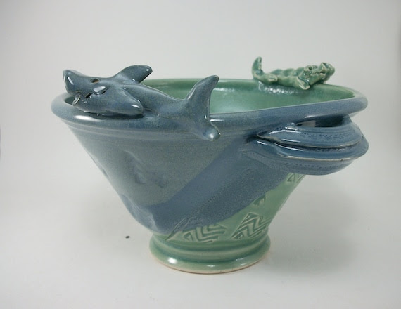 shark and alligator bowl, impossibly cute, you need it