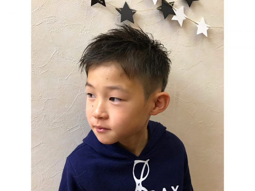 ユニークおしゃれ かっこいい 子供 髪型 男の子 イラスト画像