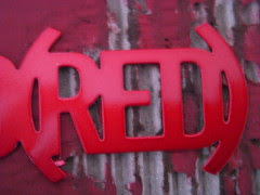(Red)