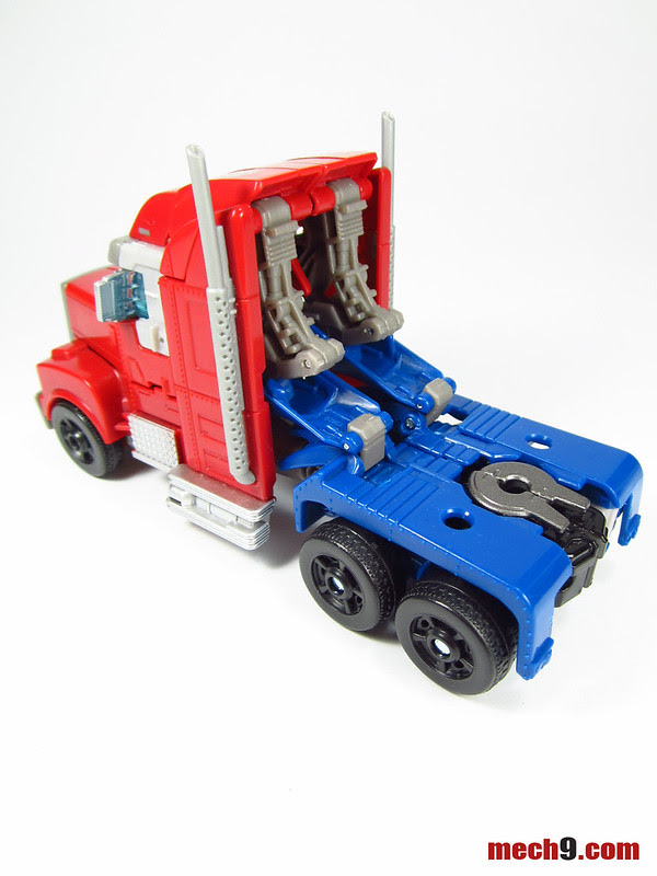 Voyager Class Optimus Prime from Transformer Prime