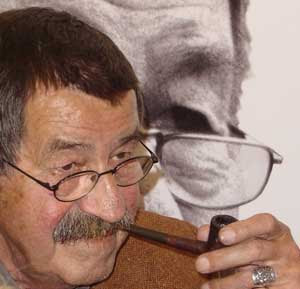 http://www.oulitnet.co.za/images/gunter_grass.jpg
