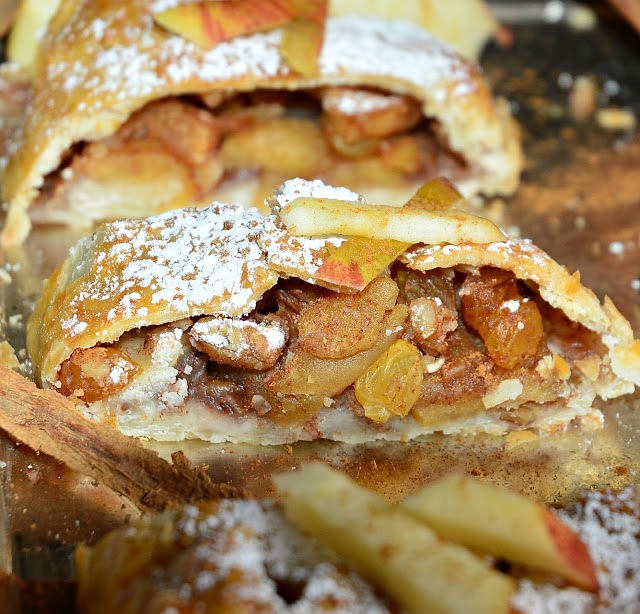 Pillsbury Pie Crust Apple Pie / Magically Fast Apple Pie recipe from ...