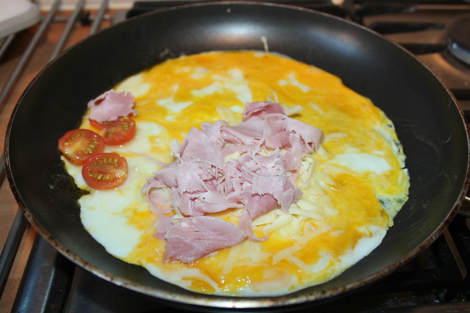 cooking an omlette