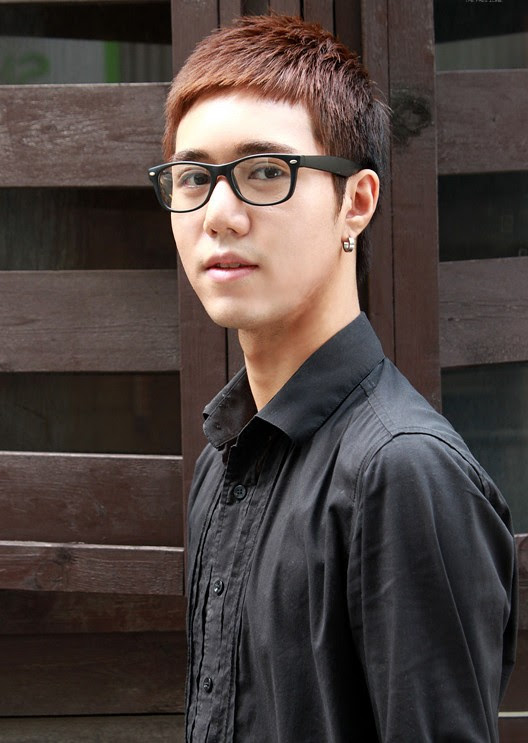 Kpop Short Hairstyle Male Ezu Photo Mobile