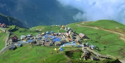 http://i347.photobucket.com/albums/p464/blogspot_images1/Desamuduru/PDVD_912.jpg
