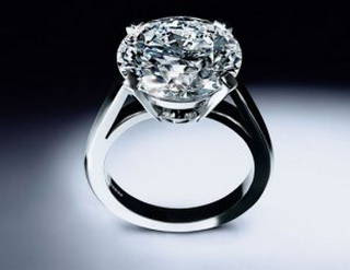 tahukah anda cincin tunangan paling mahal di dunia? ini dia.!
