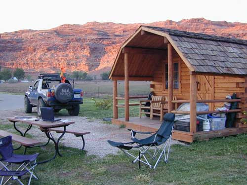 Cabin Camping In Southern California Minimalist Interior Design