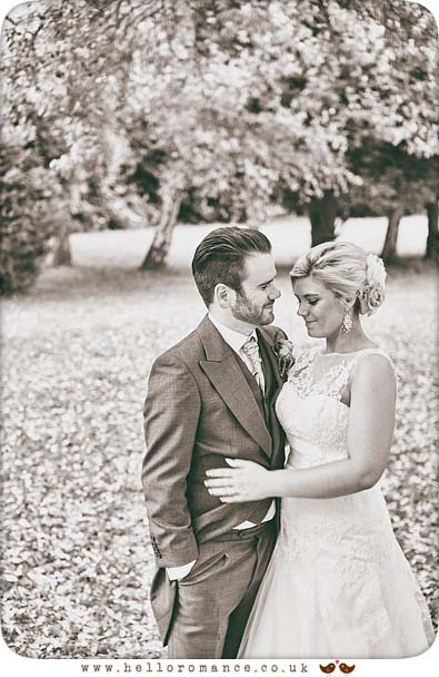 Romantic wedding photo, Woodbrdge - www.helloromance.co.uk