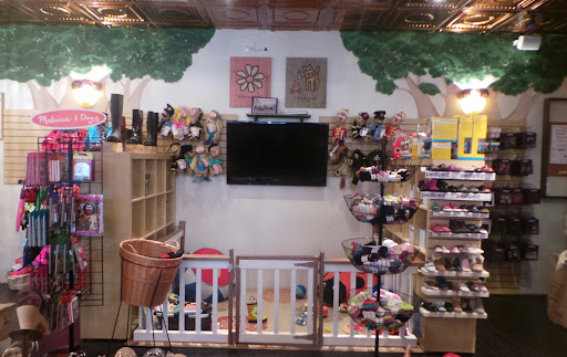 Shoe Store «A Shoe Grows in Brooklyn», reviews and photos, 663 Vanderbilt Ave, Brooklyn, NY 11238, USA