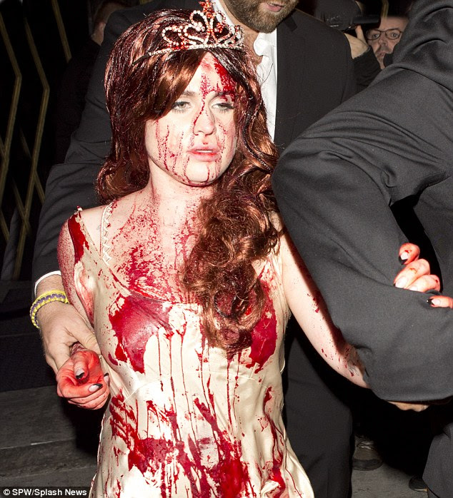 to Amadi Bethel�s Blog Kelly Osbourne embraces fright night as
