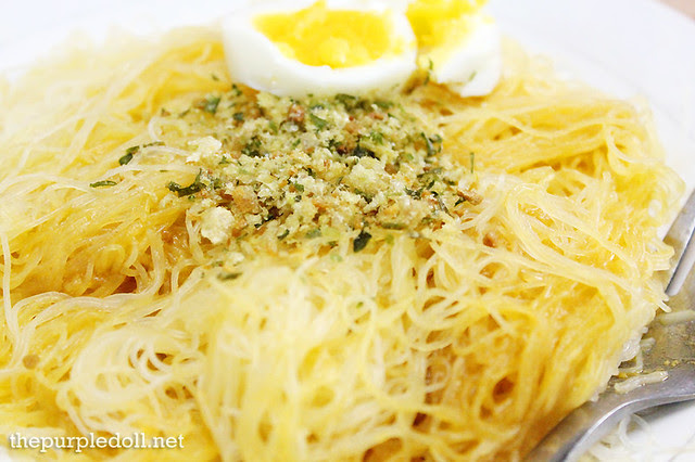 Lucky Me Special Pancit Palabok Cooked