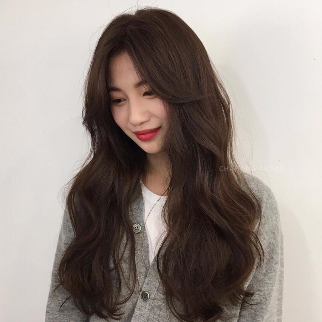 最良かつ最も包括的な 韓国 パーマ ロング 人気 髪型