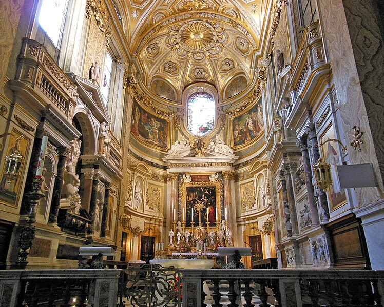 File: RomaSMariaAnima-interno-Coro & altarmaggiore2.jpg