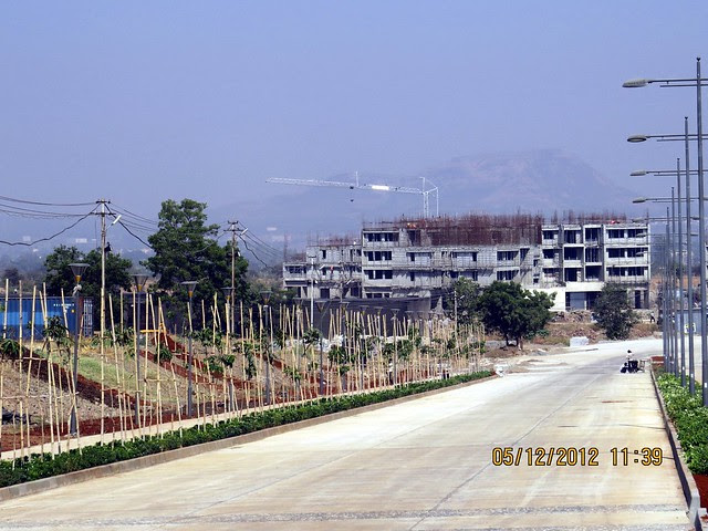 4th Avenue & 6 Lane Concrete Road - Development in the 1st Year - Kolte-Patil Life Republic Marunji, Hinjewadi - Kasarsai Road, Pune 411057