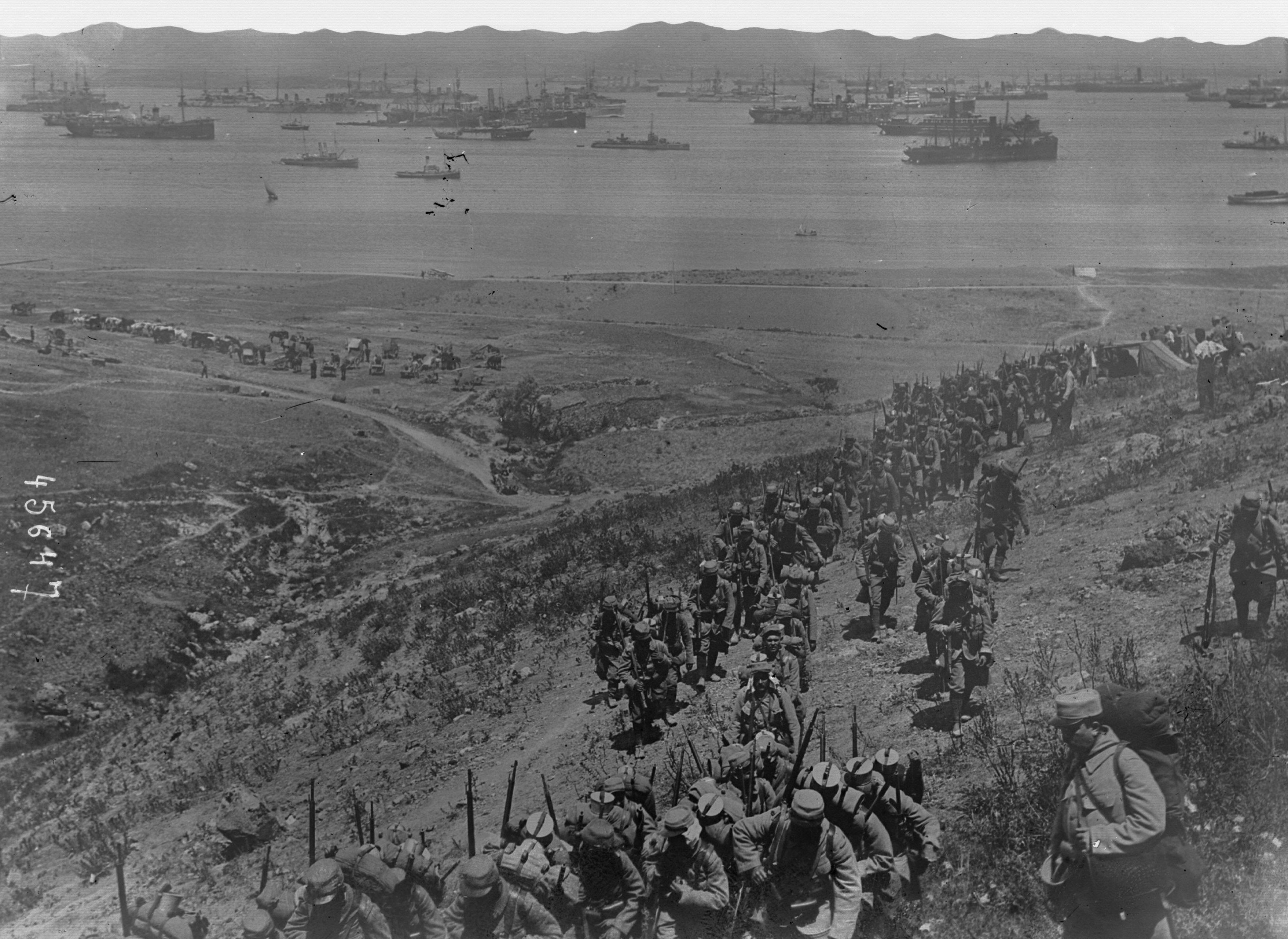 File:Landing French-Gallipoli.jpg