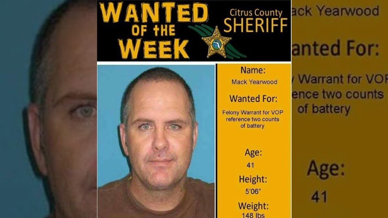 cnet : Fugitive used wanted poster as his Facebook profile pic, say police