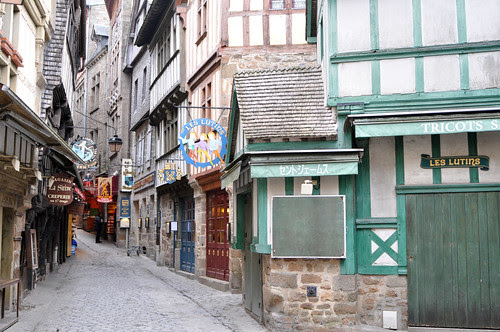 Mont Saint Michel in Japanese ?