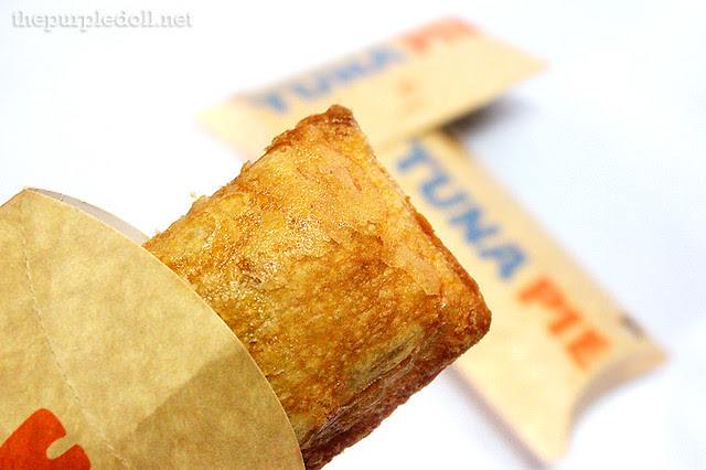 Tuna Pie Jollibee (P33 Solo; P45 Value Meal)