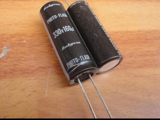 What Is A Flash Capacitor