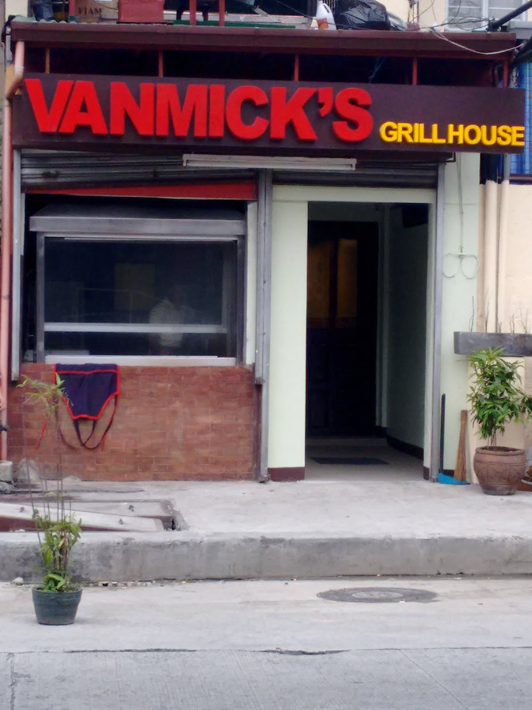 Vanmicks Grill House