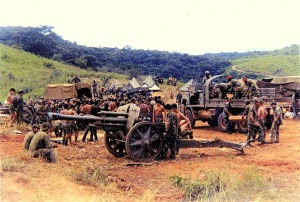 10-marioferreiradasilva09_Artilharia_bombardeamento no Canacassala, durante uma operação conjunta em 1972