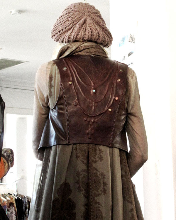 Camilla AW 11 Woodstock Collection, Vest detail, back. B_600_1838