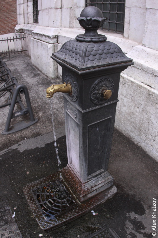 Питьевой фонтанчик в Виченце