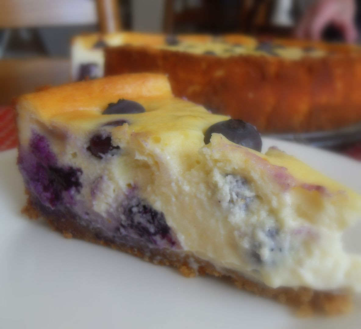 The English Kitchen: The Perfect Baked Blueberry Mascarpone Cheesecake