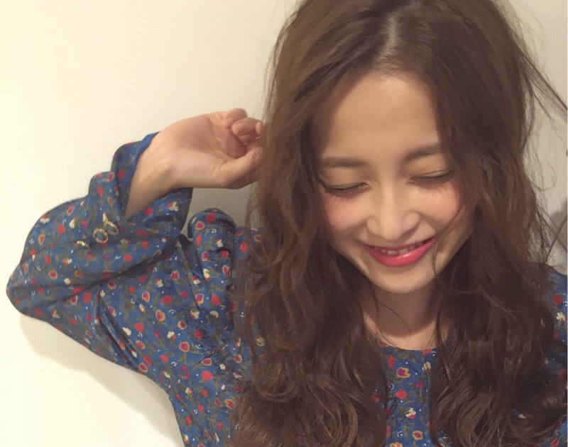 肌 が 黒い 人 に 似合う 口紅