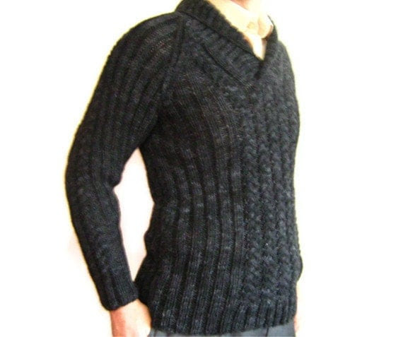 Men sweater. handknitting wool men sweater. stretchy. Long sleeve. Free Shipping. Father' s day.